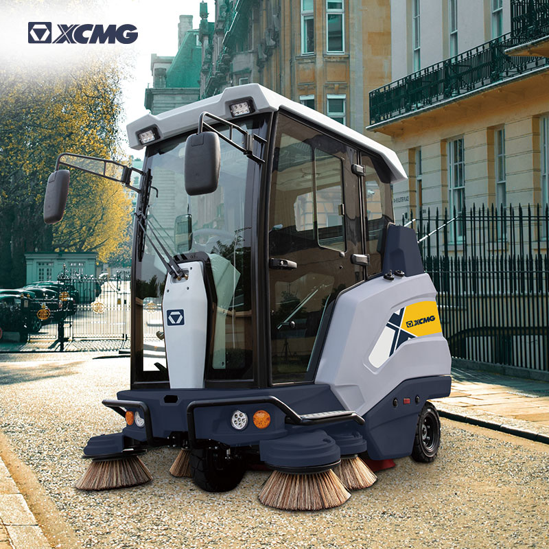 徐工XCMG驾驶式扫地机XGHD160ASAC工厂物业全封闭驾驶式自动环卫清扫车